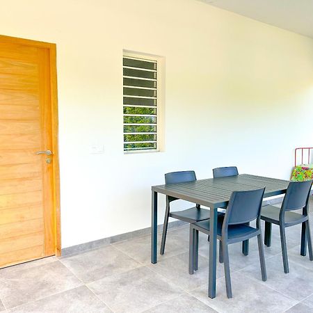 Pare Lodge Tahiti Pirae Екстериор снимка