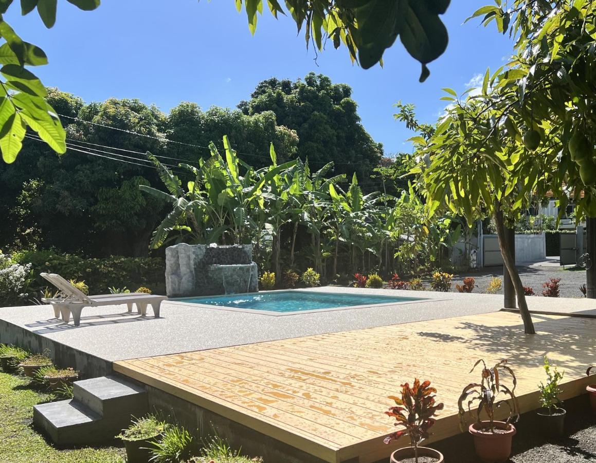 Pare Lodge Tahiti Pirae Екстериор снимка