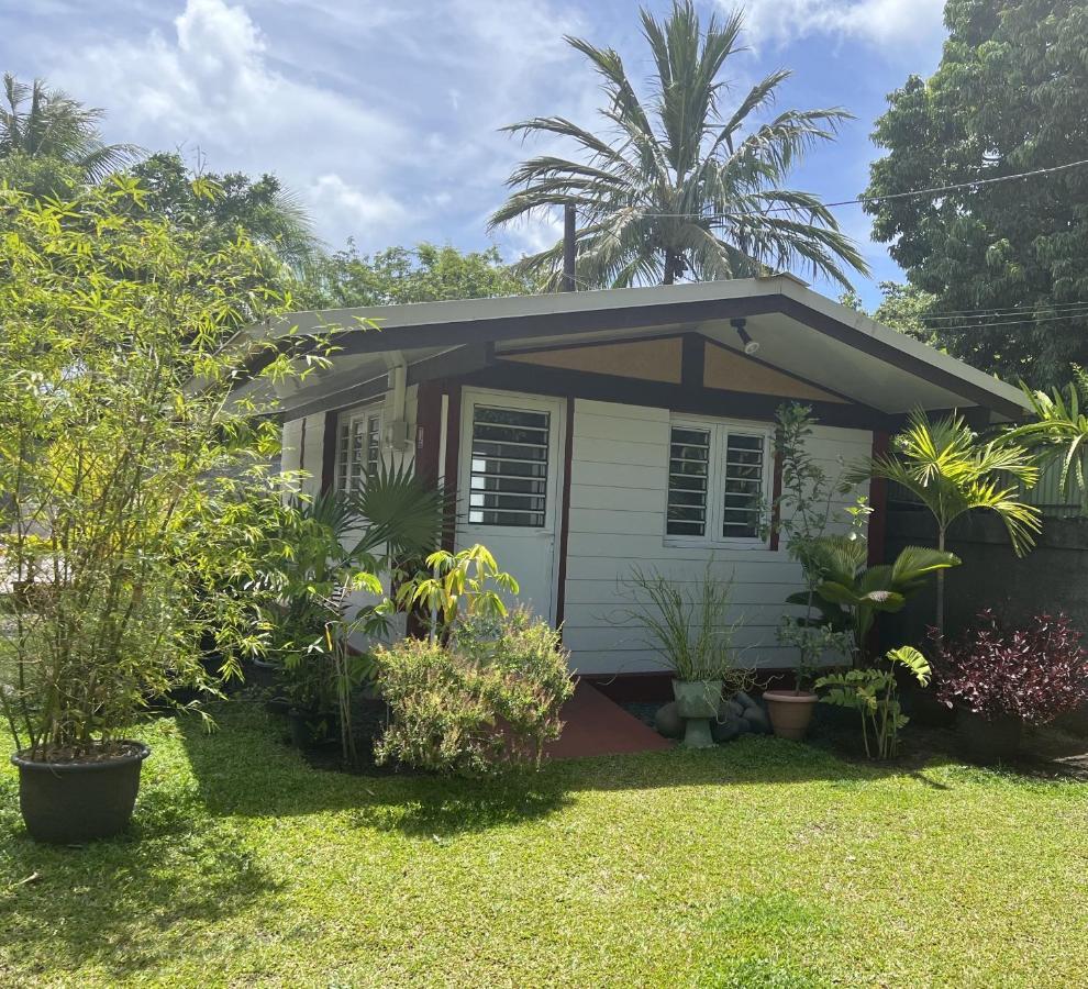 Pare Lodge Tahiti Pirae Екстериор снимка