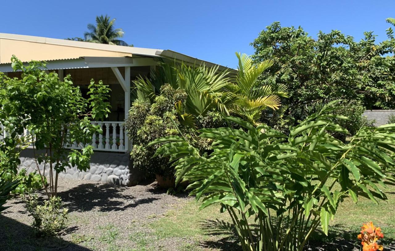 Pare Lodge Tahiti Pirae Екстериор снимка