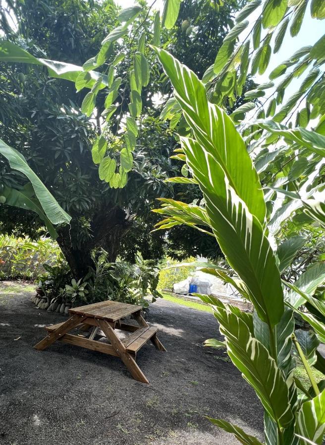 Pare Lodge Tahiti Pirae Екстериор снимка