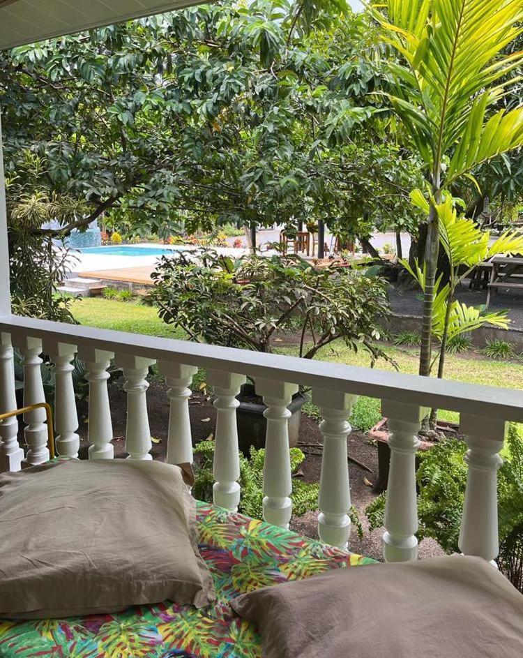 Pare Lodge Tahiti Pirae Екстериор снимка